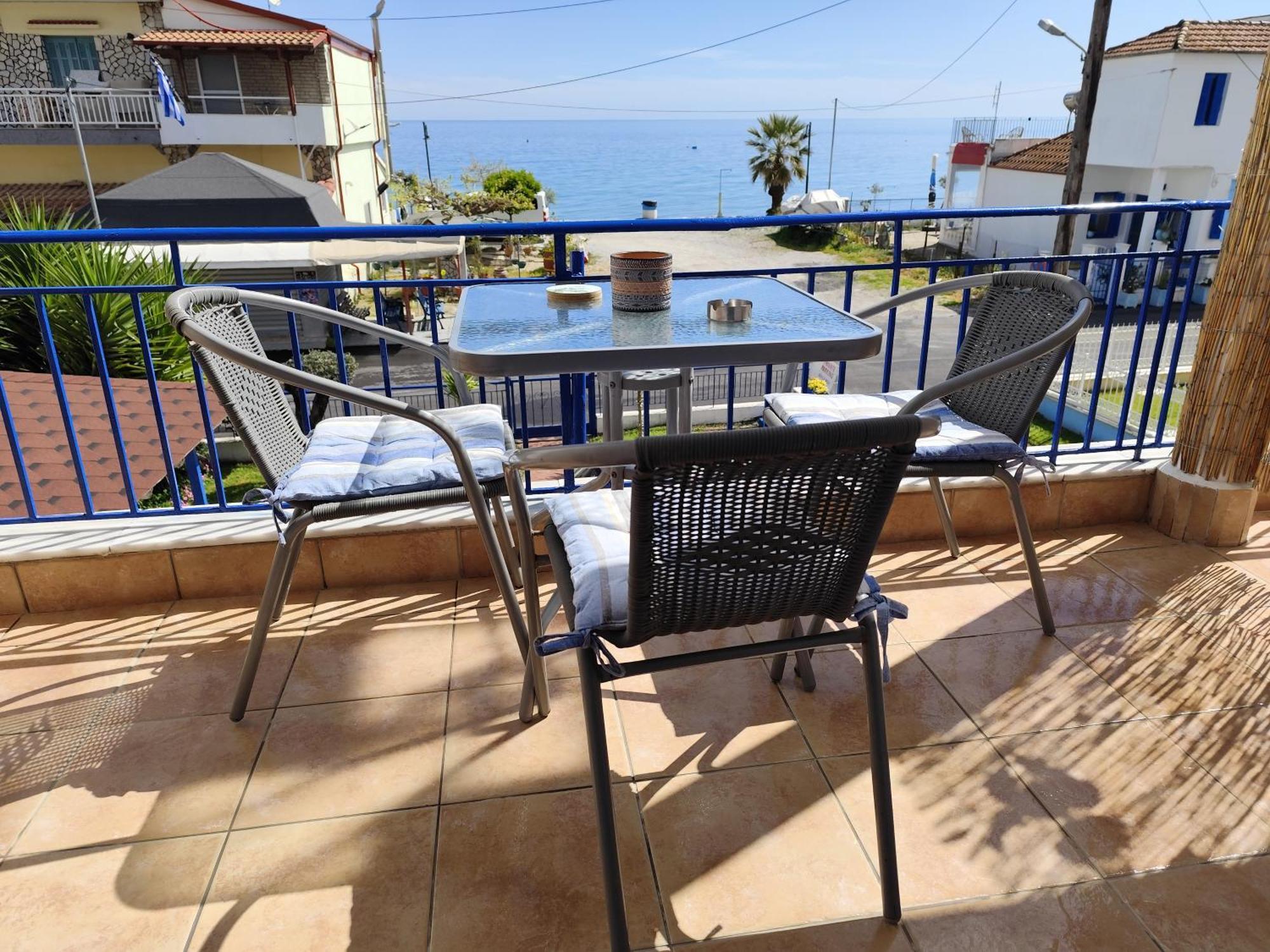 Mana Mia Seaside Apartments Лептокарія Екстер'єр фото